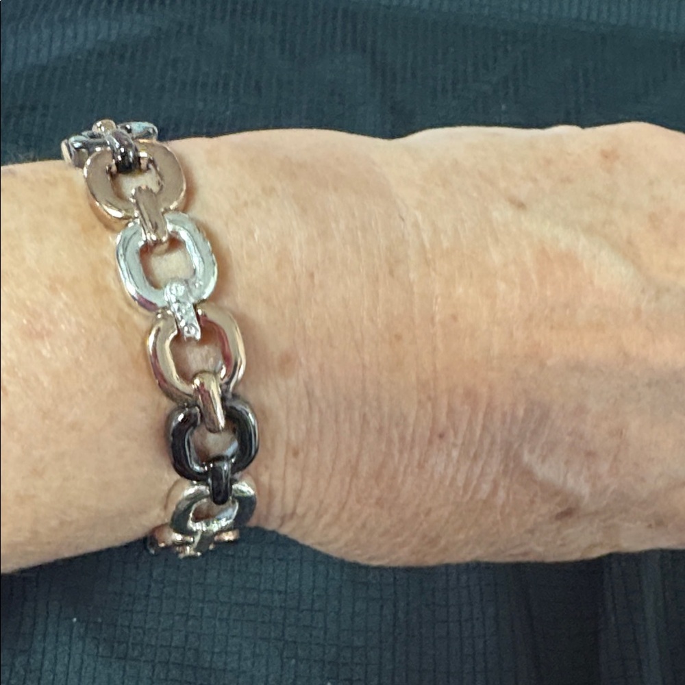 Nine West Tri-Tone (Silver, Gold, Pewter) Stretch Link Bracelet